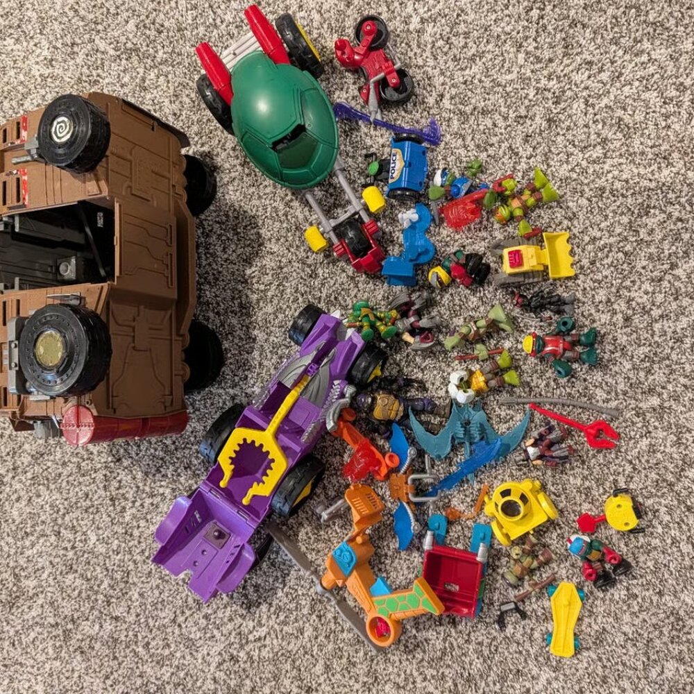 TMNT teenage mutant ninja turtles half shell heroes lot